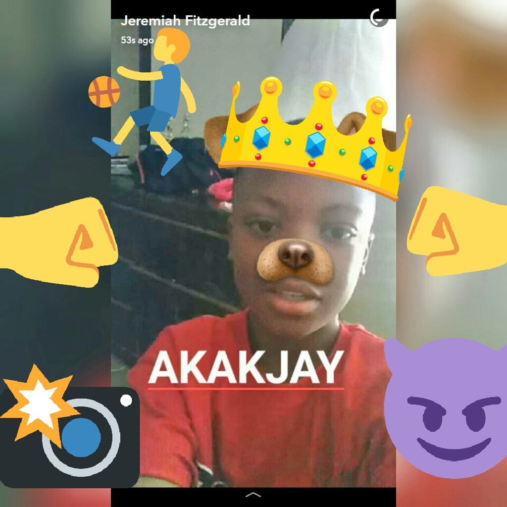 kingceoman's tweet image. KING DAY!!!ITS MY BIRTHDAY #christmasjumperday