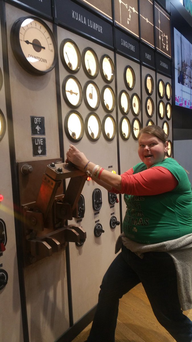 ggbattersea's tweet photo. @gibbss2 &amp; @lswseniorsec explore @BatterseaPwrStn during @girlguidingLSW #lsw16 @Girlguiding https://t.co/XxVG5DlTv5