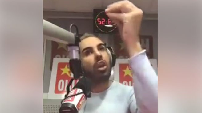micpress's tweet photo. ماكايناش بنت دارهم ليكتفرك رجليها ماشي بنت دارها
https://t.co/v0inLXVXVz https://t.co/BjdnUy8e5D