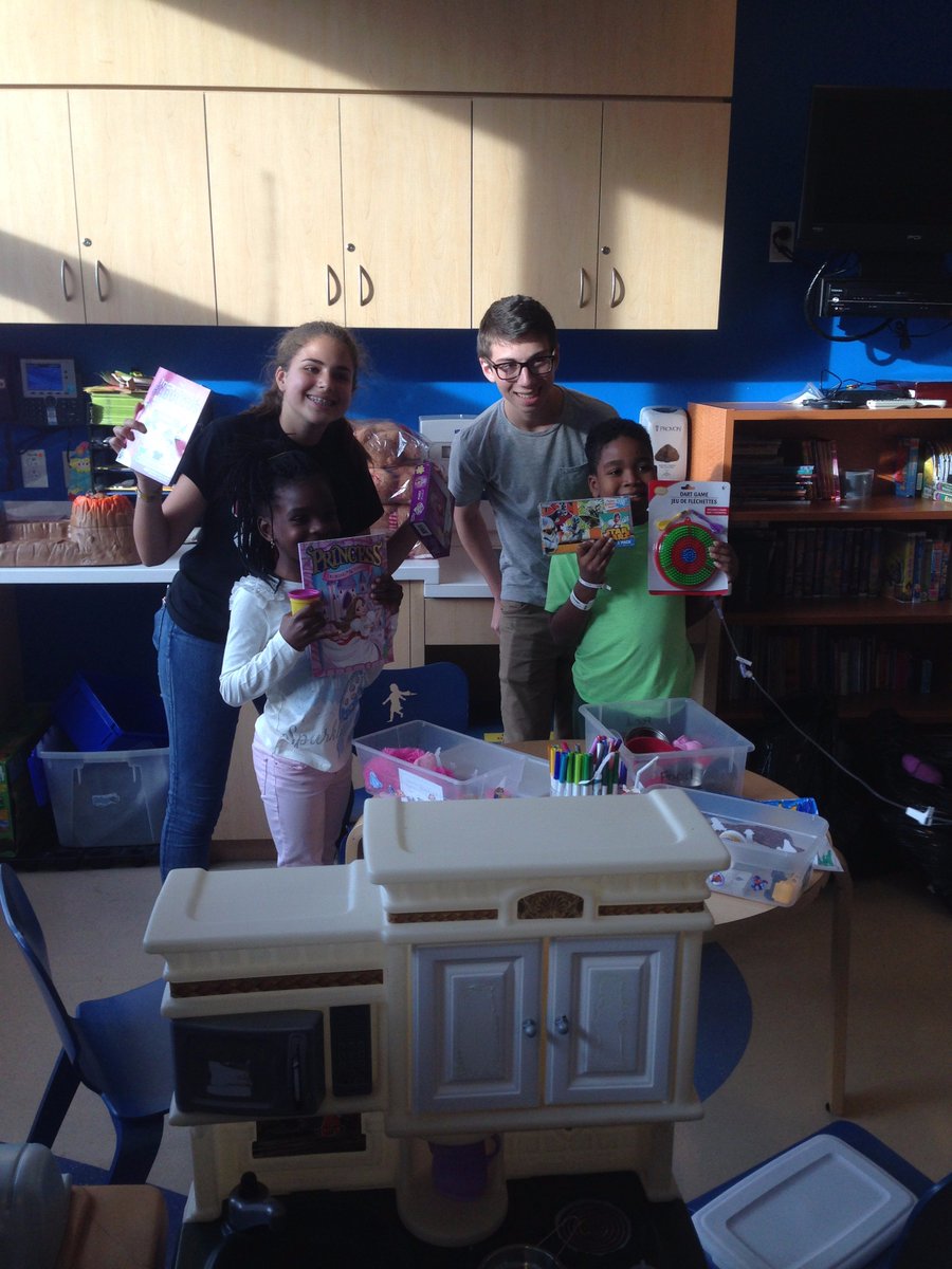 JaredBoxProject's tweet photo. This is what it's all about...#CCHS #DECA #jaredbox #thankyou https://t.co/hWMGUxvQqc