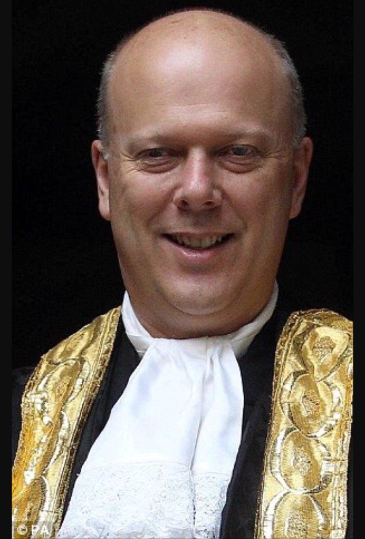 Does anyone else think #chrisgrayling looks like <a href="/VicReeves1/">The Real Vic Reeves</a> dressed up as a nasty piece of work? #brexit