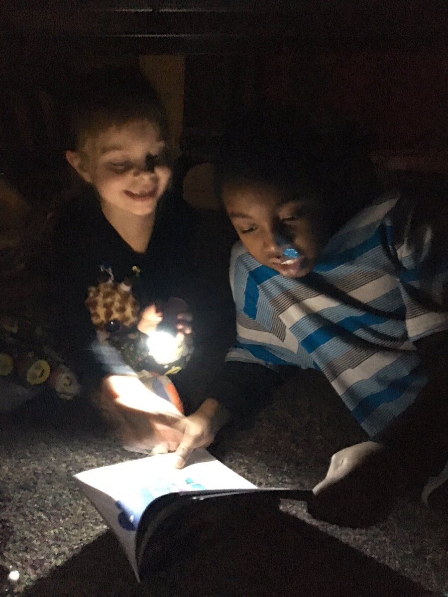 MrsBiermaier's tweet photo. Flashlight reading with our buddies in @MrVoss3rd today! #gfschools #gfpsla https://t.co/yFnTp1od8B