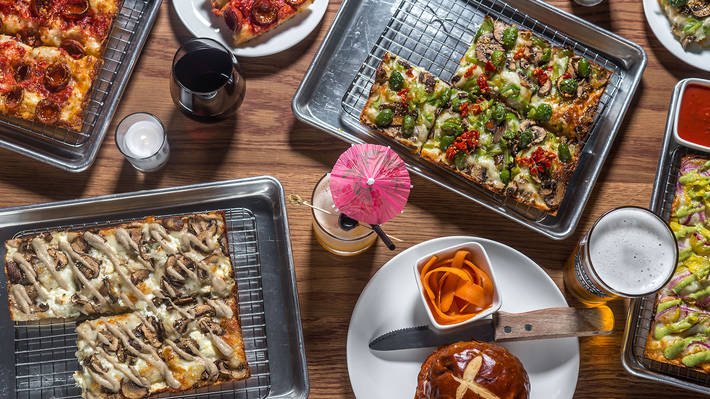 TimeOutNewYork's tweet image. The 10 best NYC restaurants of 2016: ow.ly/La8z307cAUn