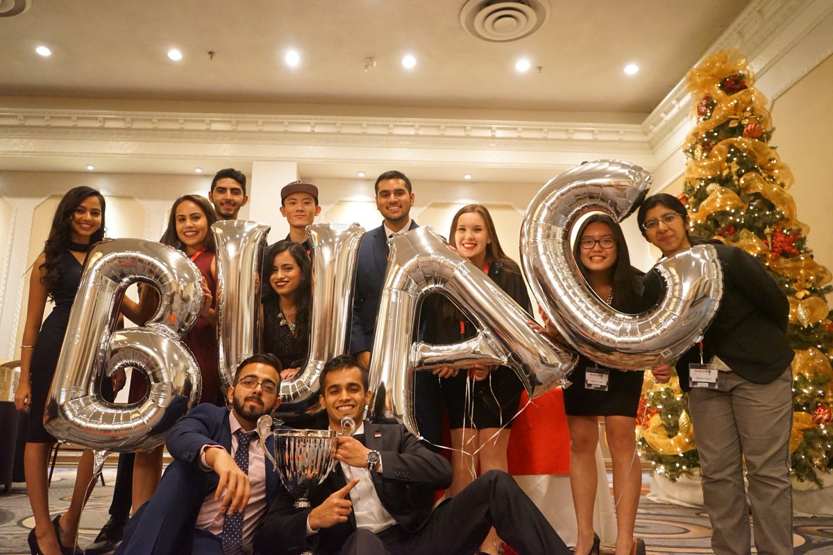 GoodmanBUAC's tweet photo. Happy holidays from the #BUAC2016 team! Good luck on your exams and all the best for next year! 🎉🎉 🎊🎊 https://t.co/7WeZMgi9eh