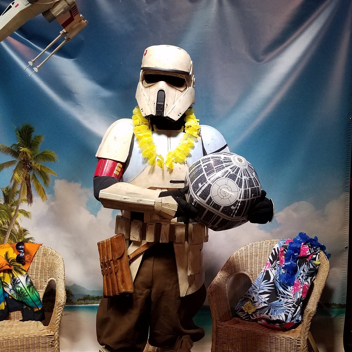 Scarif beach party!
<a href="/501Pathfinders/">501st pathfinders</a> <a href="/501stLegion/">501st Legion</a>