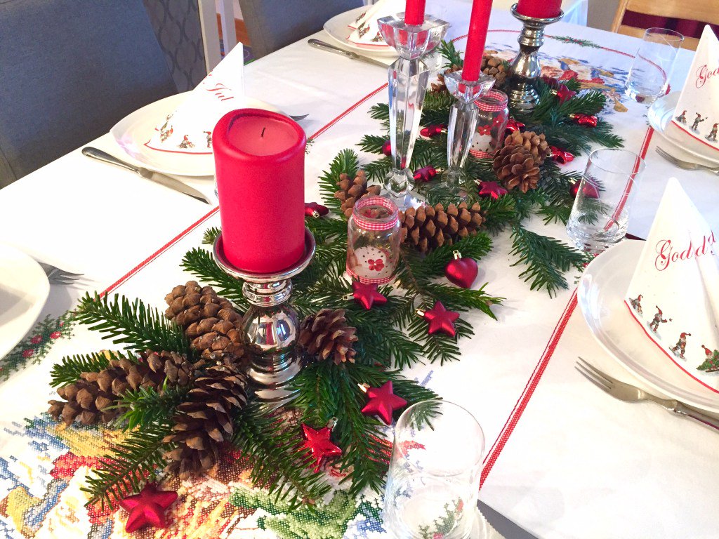 Planlegg's tweet image. Tips til festbordet ~ bordpynt til juleselskapet planlegg-hverdagen.no/2016/12/16/tip…