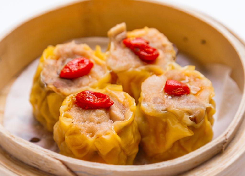 Angel_In_NYC's tweet photo. RT @ZagatNYC: First Look: Famed Hong Kong dim sum spot Tim Ho Wan opens in NYC - https://t.co/CXvZbacPNM https://t.co/rclTEh2MEZ