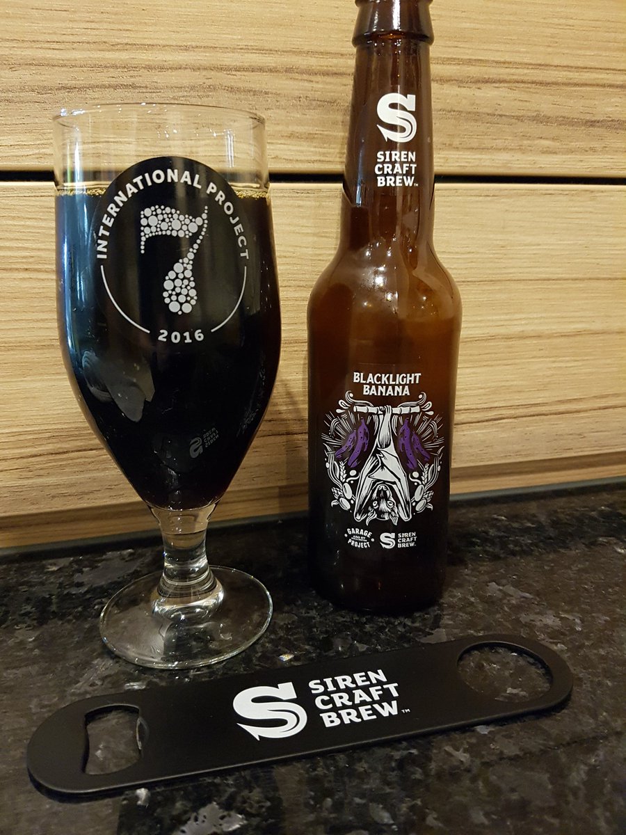 danmayer77's tweet photo. Beer 3 from brewery 3. @SirenCraftBrew brings back brilliant memories from #rainbowproject16  and a great beer too! #HopGodFriday https://t.co/2QNu9z0mWl