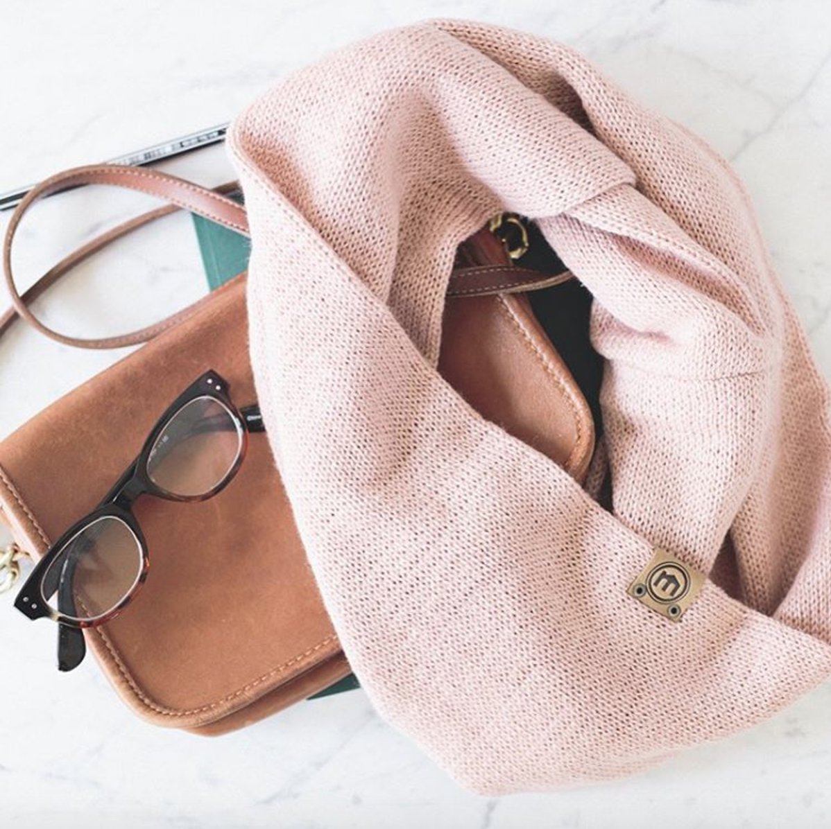 mitscoots's tweet photo. This scarf is 1) insanely cute, 2) super soft, and 3) outfitting and employing the homeless. Free Shipping now: https://t.co/vG5qoGYmzL https://t.co/DxCmom1zzJ