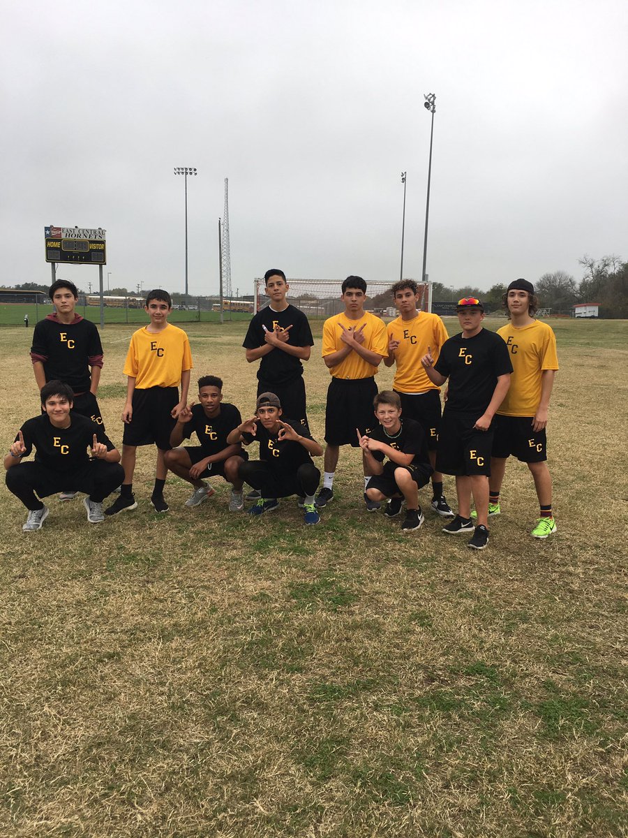 SAECHSBaseball's tweet photo. Fall 2016 two touch football champions
#CompetitionFriday #Team2 #CountdownToJan27 #Commit https://t.co/QZkFq0GVRZ