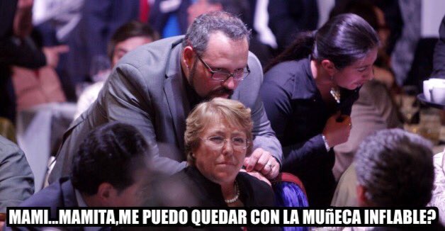penaenrique's tweet photo. La última de #DavalosBachelet. #munecainflable #Asexma https://t.co/A3k5cF7q5M