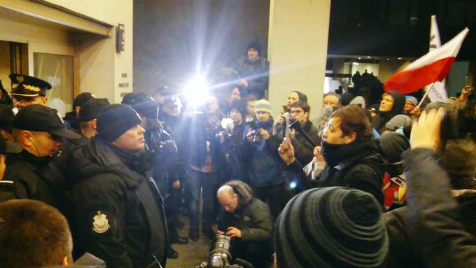 View image on Twitter