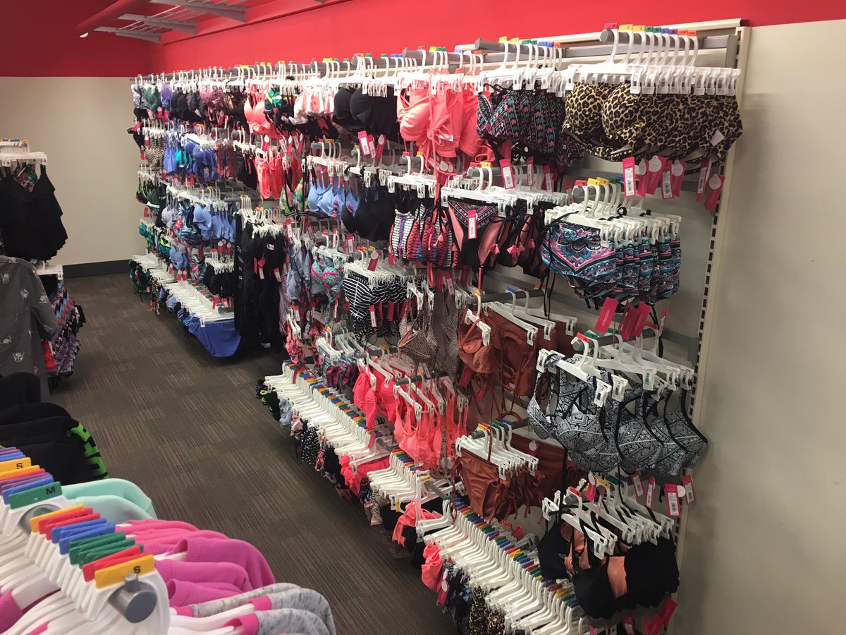 Setting a swim early #swimsuits #December #balance #colors #sales #keepthefloorfull  @andrea_reyes0 <a href="/bradpearce2010/">Brad</a> <a href="/eric_harned/">Eric</a> <a href="/ktmhill01/">katie russo</a>
