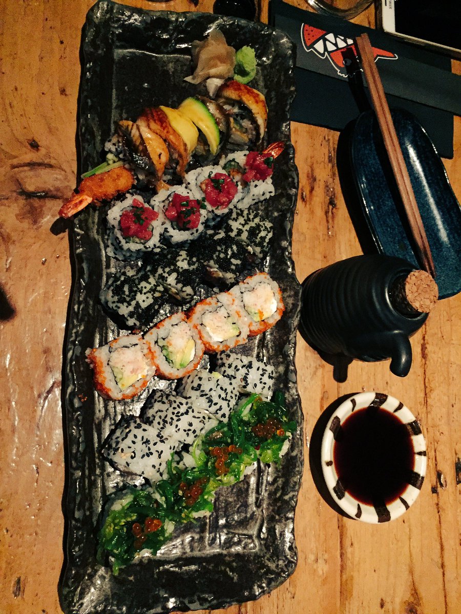 Explorando Japos🎎㊙️😉😋con <a href="/Begoguardiola/">Bego Guardiola</a> <a href="/MonsterSushiBcn/">Monster Sushi</a> una deliciaaaaa!!!