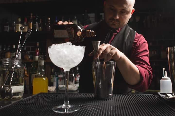 Escenciales para una noche de verano: cócteles bien fríos y perfumados. 
Bar Open: 20 hs. 
Reservas ‣ luzmalaarcos@gmail.com