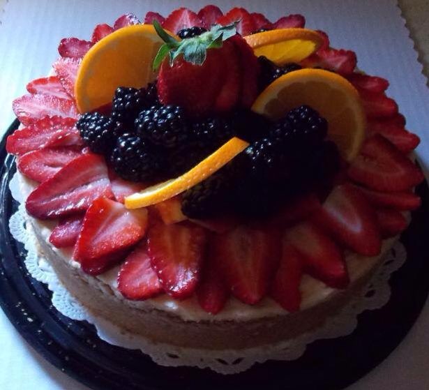 HAPPY HOLIDAYS!                          sweettoothdessertstx.com