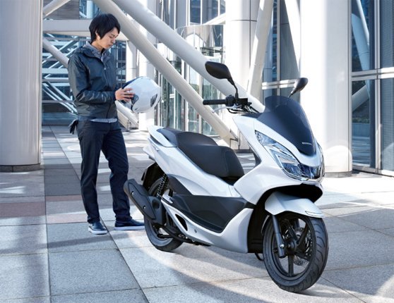 Honda Bike ホンダ バイク A Twitter 12 28までpcx リード125 ディオ110の新車をキャンペーン実施店で成約かつ登録のお客様にhondaアクセサリーカタログ掲載の洋用品購入に利用いただけるクーポン券プレゼント中 T Co 8iaip1fsaz