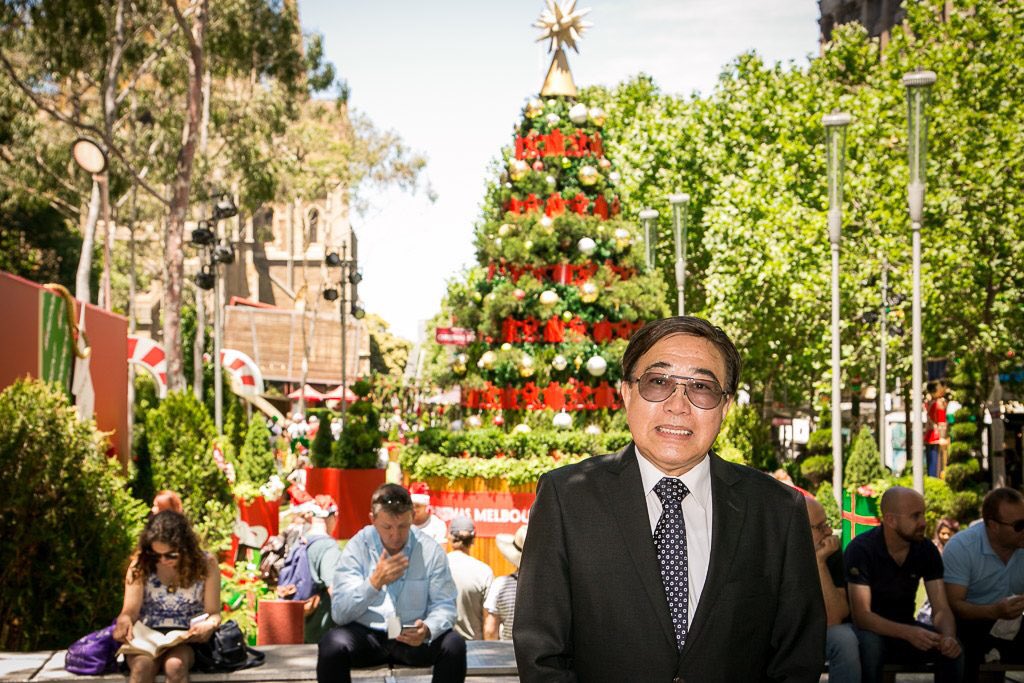 Never been to #CarolsByCandlelight <a href="/visionaustralia/">Vision Australia</a>? Jeff Gung tells you what you're missing here: bit.ly/2gUXw7C