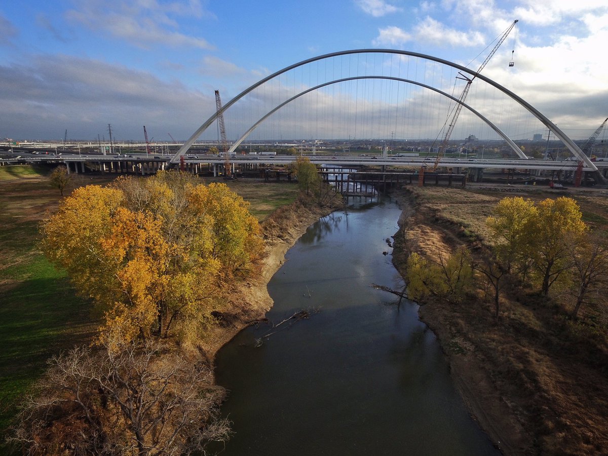 pdward85's tweet image. Margaret McDermott bridge progress looks great 👍