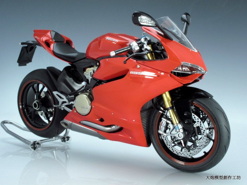 craig2240's tweet photo. DUCATI 1199 PANIGALE S
https://t.co/bglHalBVlk
#ducati #1199s https://t.co/TvJyvyWFd4