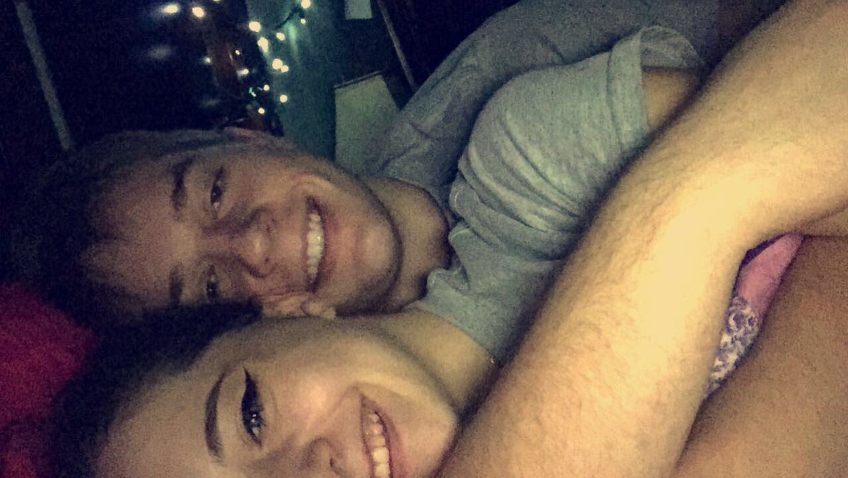 DevraAthanasiad's tweet photo. Ok but I have the best boy around #bestie #bf #best #Almost1yr https://t.co/aSk13MPTQc