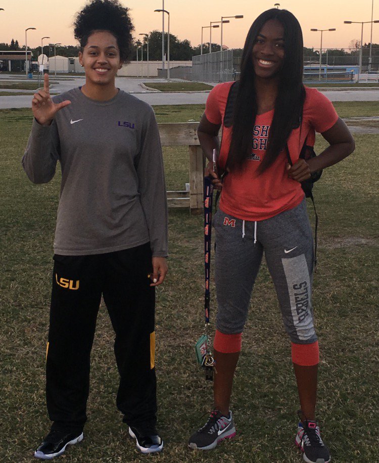 Rockledge_Track's tweet photo. Former Rockledge stars Danielle "Yella" Phillips (LSU) and Kaira "Big Dawg" Simmons (Ole Miss) stopped by today. https://t.co/a7VHw4clbo