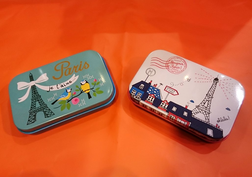 Pylones ピローヌ Sur Twitter 新宿ミロード店 4f 輸入雑貨ならではの カラフルでかわいい缶の小物入れ フタが引っ付いているので 出し入れもラクラクです 中にはアメちゃんを入れたり 絆創膏やヘアゴムを入れたり お菓子を入れてギフトラッピングも素敵