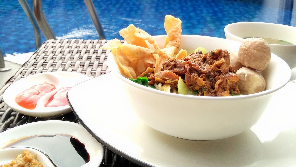 Have a nice lunch ^_^
get special menu Mie Ayam  <a href="/tjokrostyle/">TJOKRO STYLE</a> 
come and feel the perfect taste from cheff Egy
#TjokroStyleYogyakarta