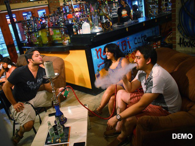 Real_Trending's tweet image. રાજ્યમાં હુક્કાબાર પ્રતિબંધ અને દારૂબંધીના કડક કરવાના વટહુકમનું જાણો અતથી ઈતિ 
#Gujarat
 realtrending.com/gujarat/gujara…