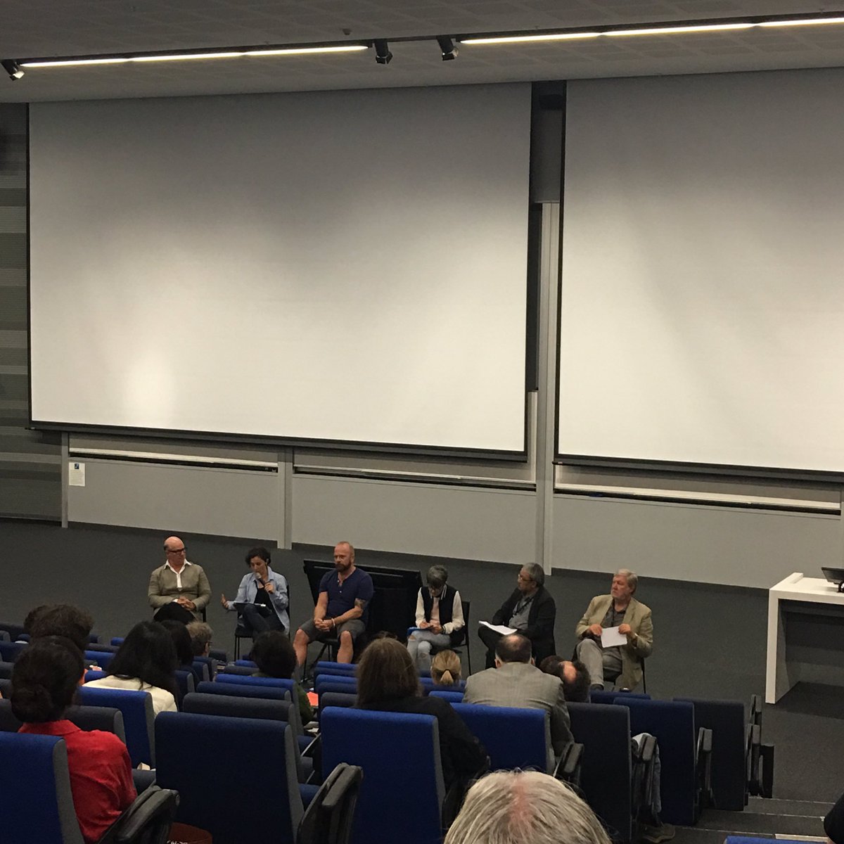 CSAAustralasia's tweet photo. Final forum on the Great Moving Right Show. #XR2016 https://t.co/WAcTQ2jvnQ