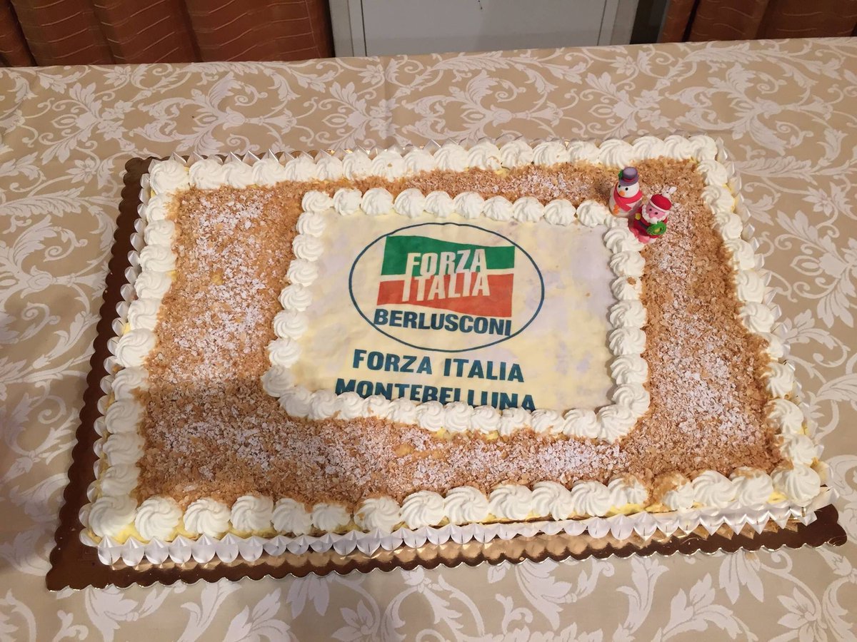 Cena di #Natale <a href="/forza_italia/">Forza Italia</a> #Montebelluna con #giovani, #militanti e #amministratori: <a href="/FI_Veneto/">Forza Italia - Autonomia per il Veneto</a> c'è! <a href="/Marin63Marco/">marco marin</a> <a href="/FIGiovaniVeneto/">FIGiovaniVeneto</a>