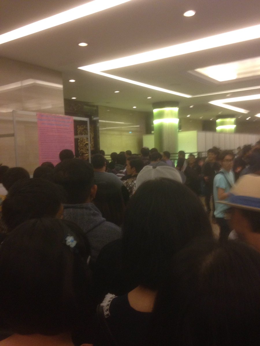 Menunggu gate tipe Diamond 😭😭 #JKT48Believe #Happy5thAnniversaryJKT48 #BandungLautanLS #BandungJuara48 #fal