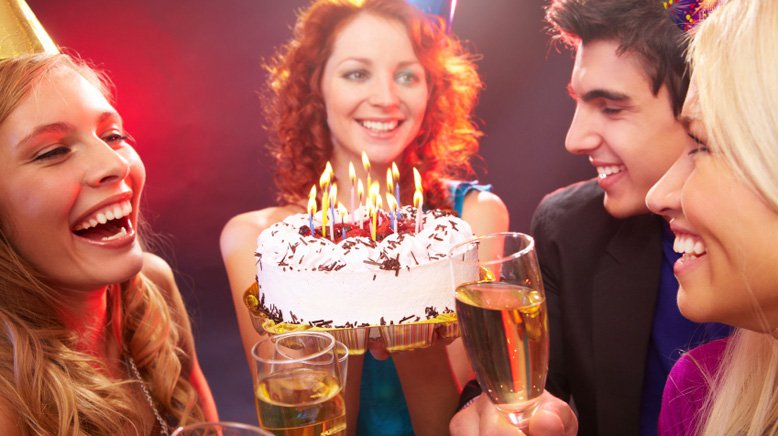 HitsEastMidNews's tweet photo. 8 things you'll only understand if your birthday is around Christmas 🎉🎅 https://t.co/HRdfuO9949 https://t.co/lwiAVMoI9v