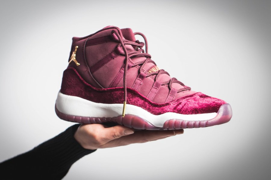 red velvet jordans 11 footlocker