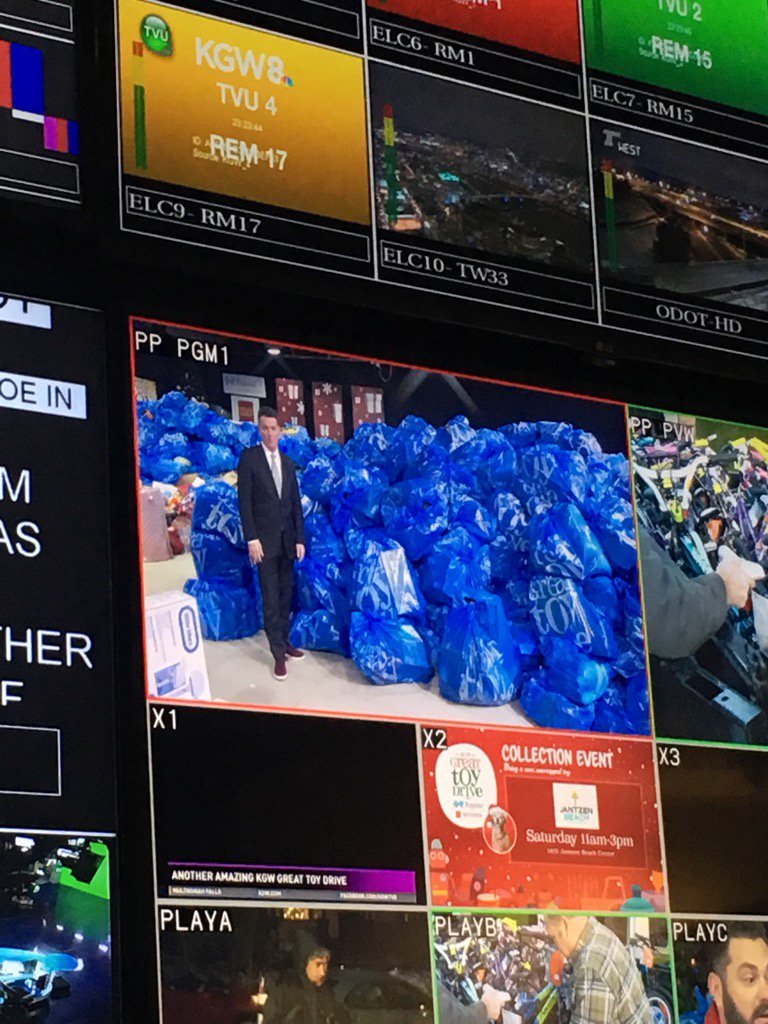 A little @pdxpeacock for perspective... the toys are piled above his head in the Toy Box! <a href="/KGWToyDrive/">KGW Great Toy Drive</a>