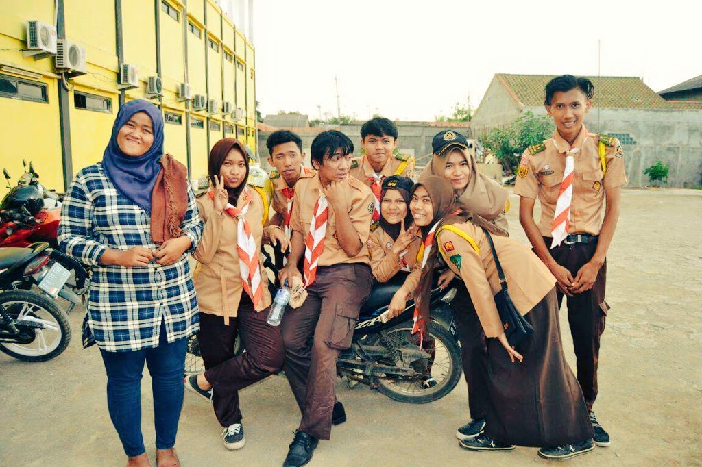 dhhea_'s tweet photo. Sukses kak buat kita semua,  miss moment kaya gini 👭 https://t.co/l7tX3QjkEp