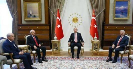 Ne kınama mesajı yayınlayın,ne köşkte bir araya gelin,ne ortak deklarasyon yayınlayın.Bir şeyler yapın kalıcı,yapıcı bir şeyler! #Kayseri