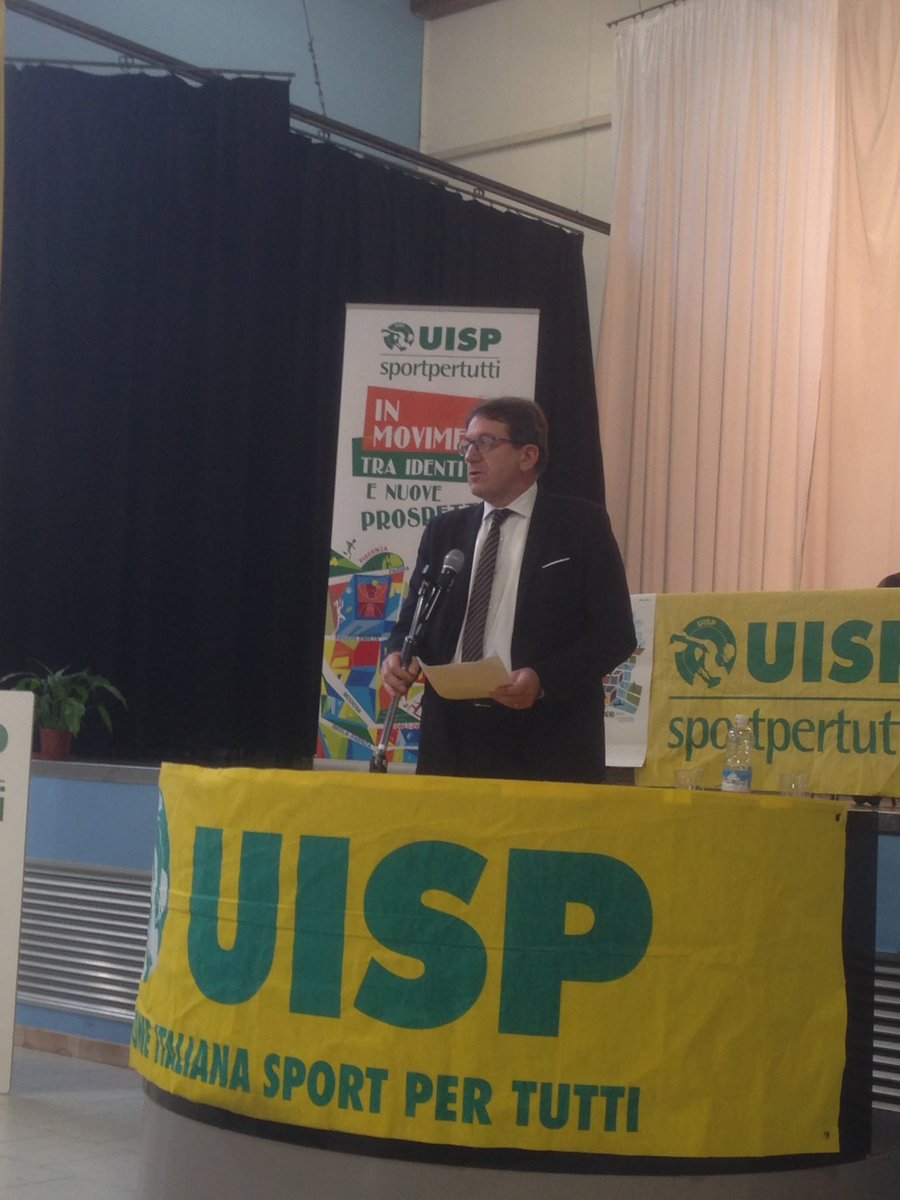 UispModena's tweet image. Congresso Uisp #Modena, parla il sindaco Giancarlo Muzzarelli @uispertutti @UispNazionale @cittadimodena @GiulioGuerzoni