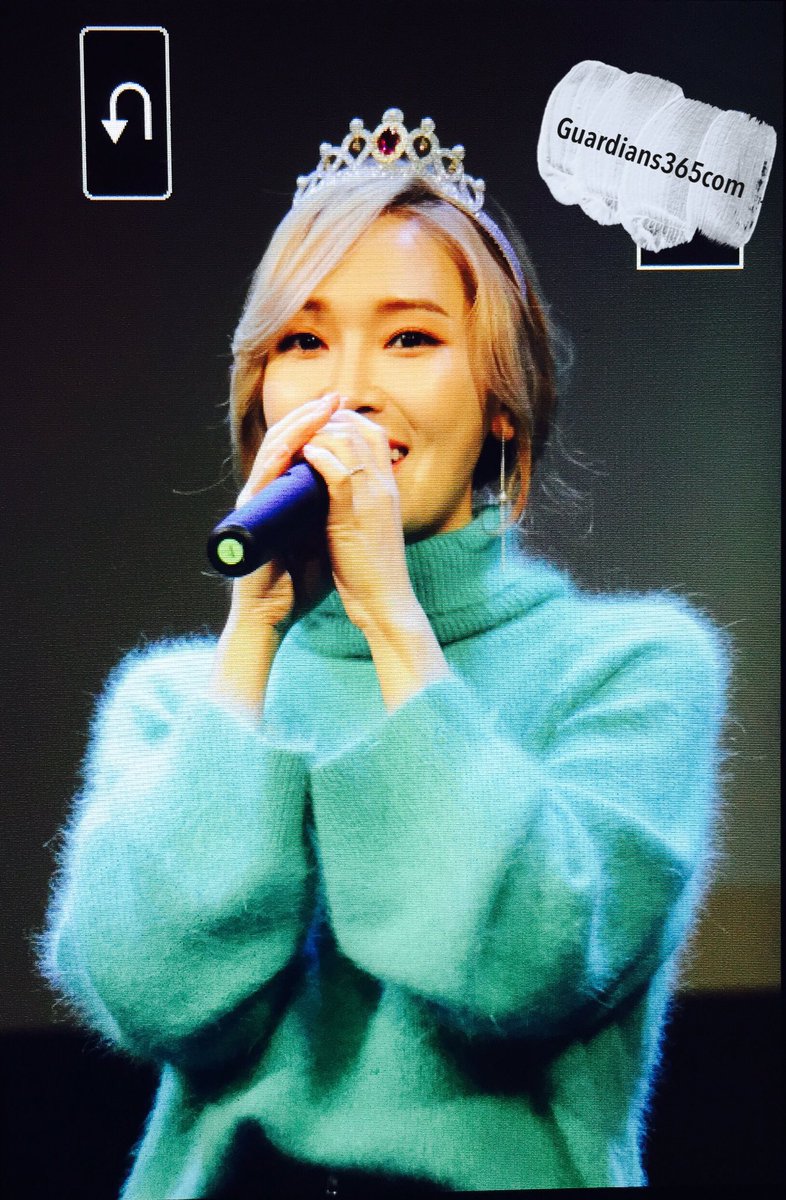 [PIC][17-12-2016]Jessica tham dự buổi Fansign thứ 2 cho “WONDERLAND” vào tối nay Cz3rDXWUsAAzI5Y