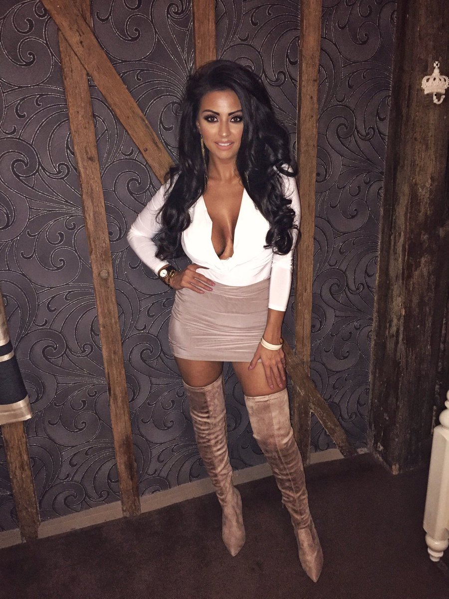 Last night 💃🏽 top and skirt @Missguided @Missguided_help boots @egofootwear #essex #worksdo