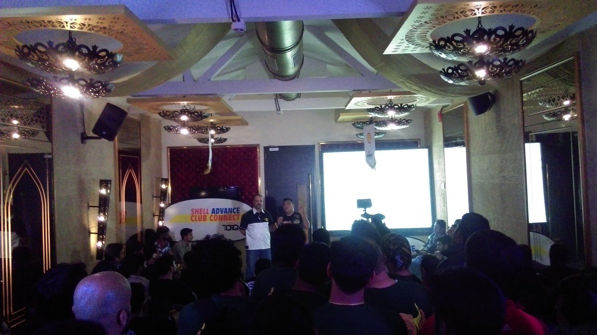 carandbike's tweet image. We are at the #shelladvance biker night in #Mumbai with Riding Clubs from across the city are here with some inspiring stories.