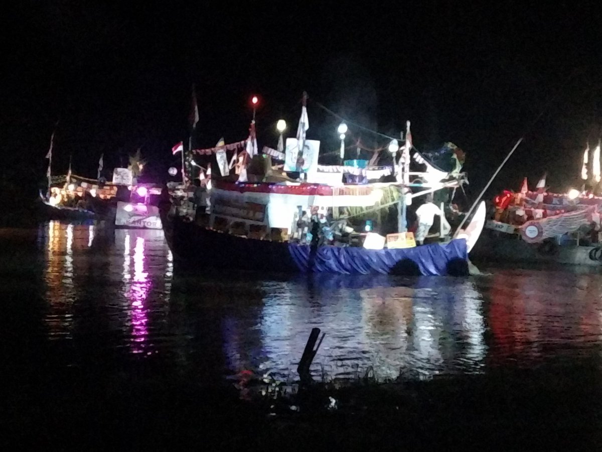 Ikut memeriahkan Festival Kali Comal