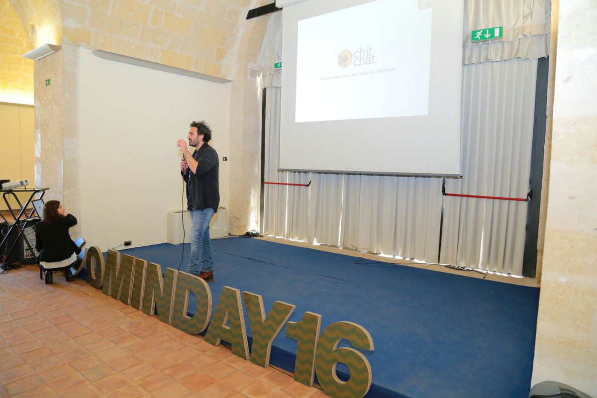 Comincenter's tweet photo. Chit chat e @studioantani molto di più di un video box ma un raccoglitore di voci, immagini #cominday2016 #sourcer https://t.co/dyaZyyN8iO