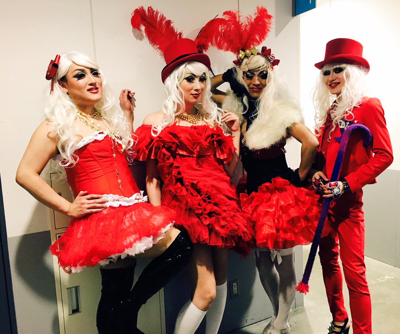 おりぃぶぅ A級戒厳令 帝都湾岸地区 最終発布致しました 皆様如何でしたでしょうか 享楽的な終演と相成りまして 皆様にはだうぞ健やかに過ごされます事をお祈りいたします 大変楽しい演奏発布会で御座いました 有難う御座いました A級戒厳令