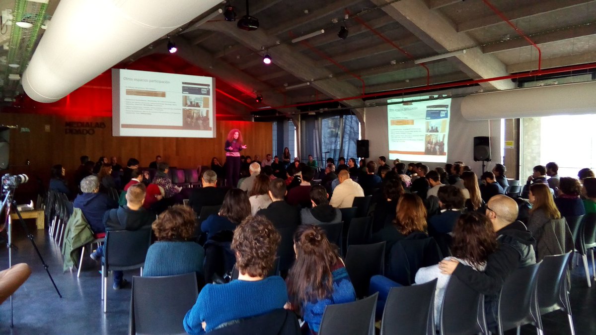 adolflow's tweet photo. Itziar de @madrid cuenta el plan de ddhh del ayto., nosotrxs apoyamos con taller #datosddhh #periodismodatos #unanoenundia @datalabx https://t.co/aoC7P6wY8H