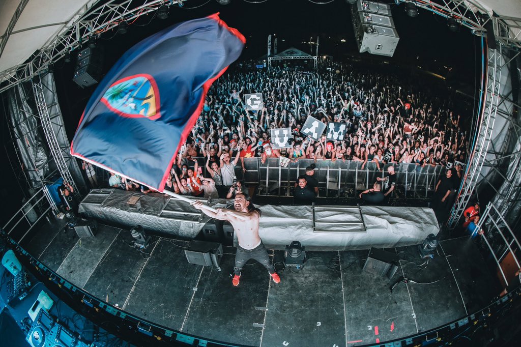 Guam 🇬🇺!! First time with u and felt like u brought everyone to the show! https://t.co/bpQFy9ZRmY