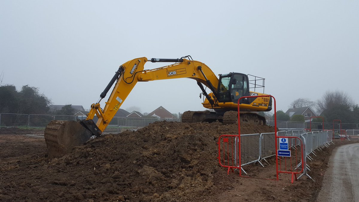 LL_Construction's tweet photo. It's very misty on our #LittleMelton site @AbelHomes today. The #jcb #js290 enjoying a rest on the muckaway heap #earthworks 😊 https://t.co/R1QJ1HXgXt