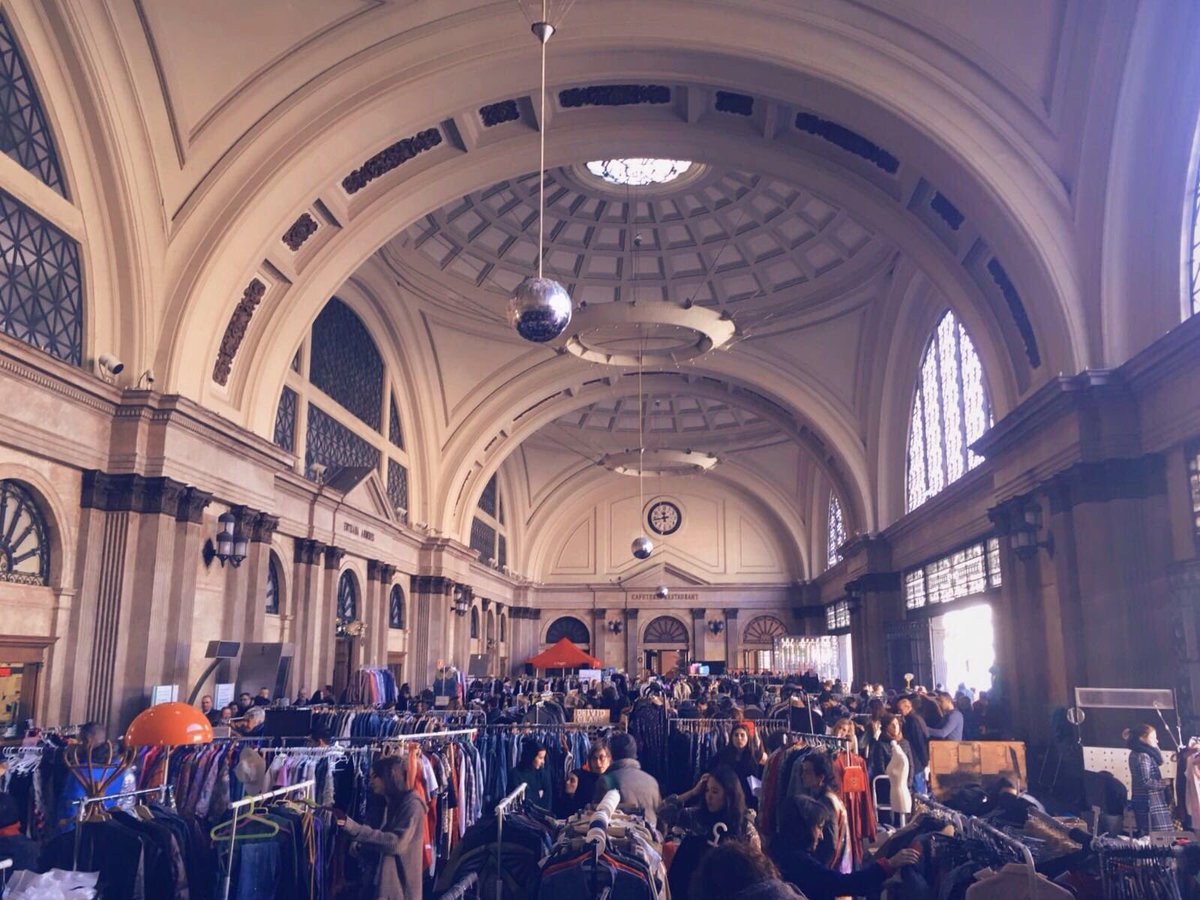 lostfoundmarkt's tweet image. #lostfoundmarket hasta las 20h en la Estació de França!