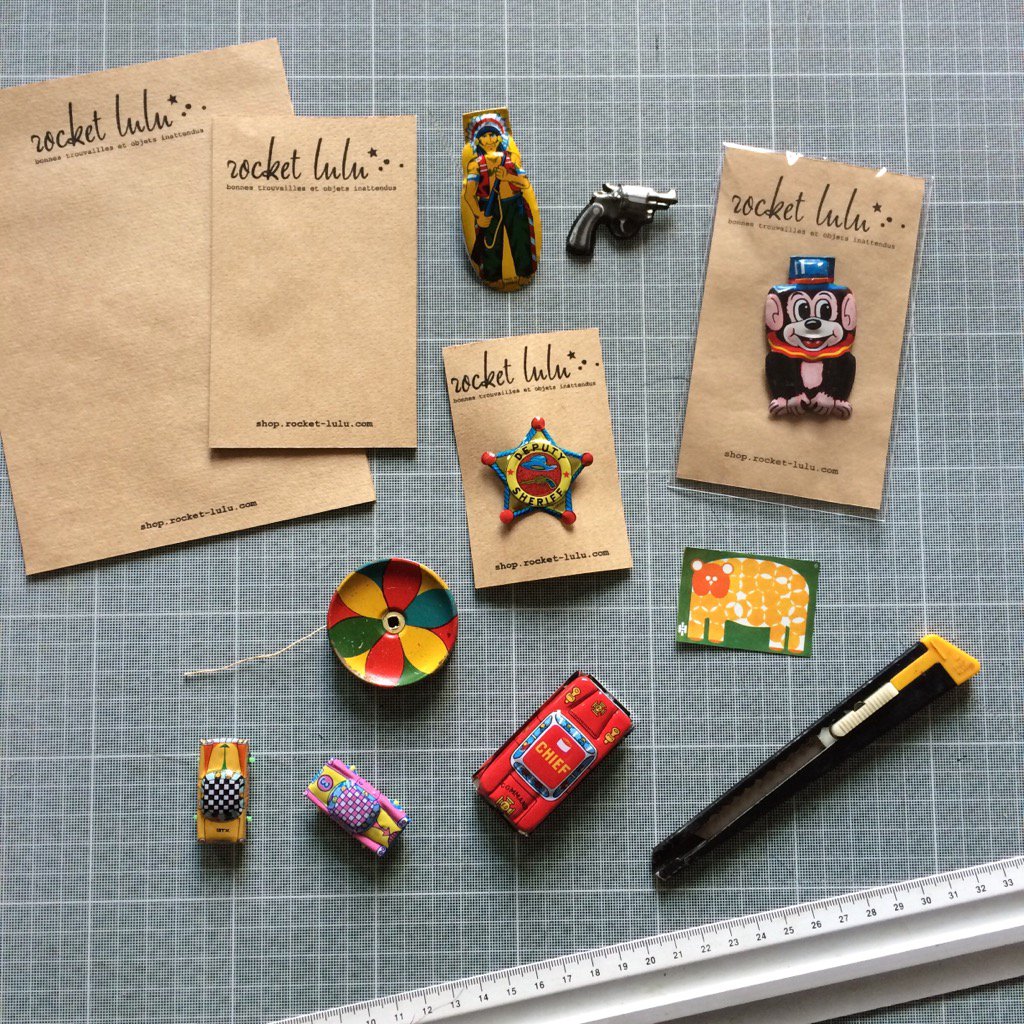 rocketlulu's tweet photo. XMAS POP UP J-2 @rocketlulu @maianka @marieleonetti #paris3 #accessoire #vintage  #handmade #bijoux #jouet #deco https://t.co/SvwHbwICQ6