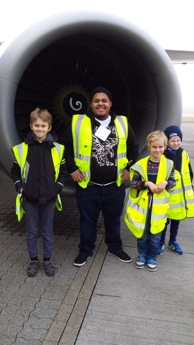 The day just gets better <a href="/STN_Airport/">London Stansted Airport</a> big thank you to the guys at <a href="/Ryanair/">Ryanair</a>